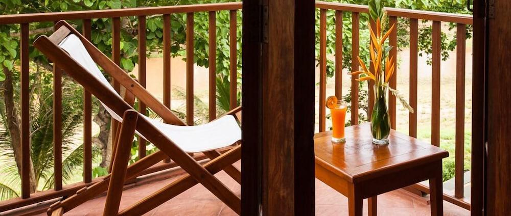 Riverhouse-The Teak House Mae Sariang Exterior foto