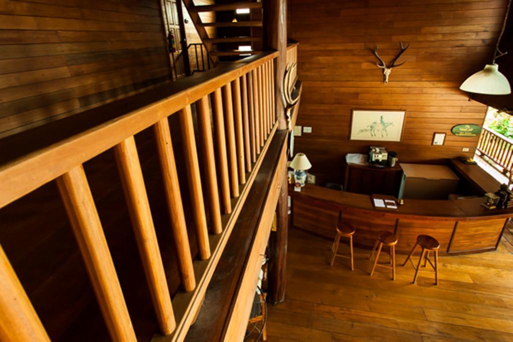 Riverhouse-The Teak House Mae Sariang Exterior foto
